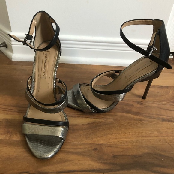 Silver and black BCGB MaxAzria high heels sandals - Picture 1 of 4